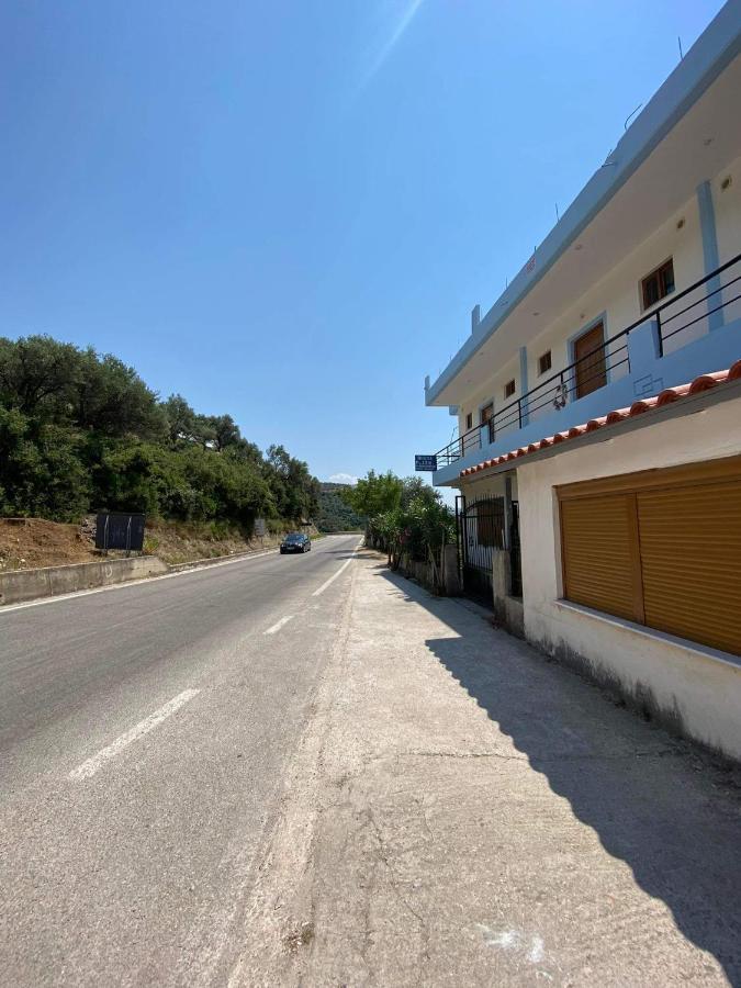 Apartamento Shenmiter Lukovë Exterior foto